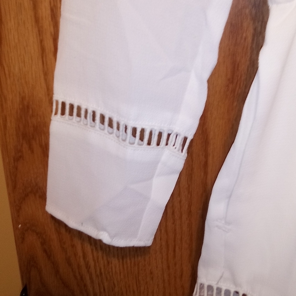Long Sleeve Open Back White Romper By Tavik Size Medium - Picture 2 of 3